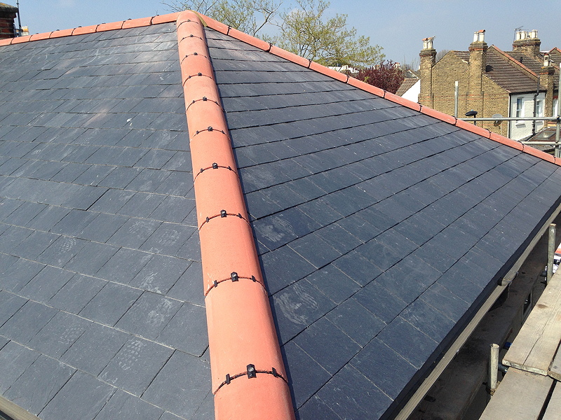 Finished slate roof by Stuart Smith Roofing